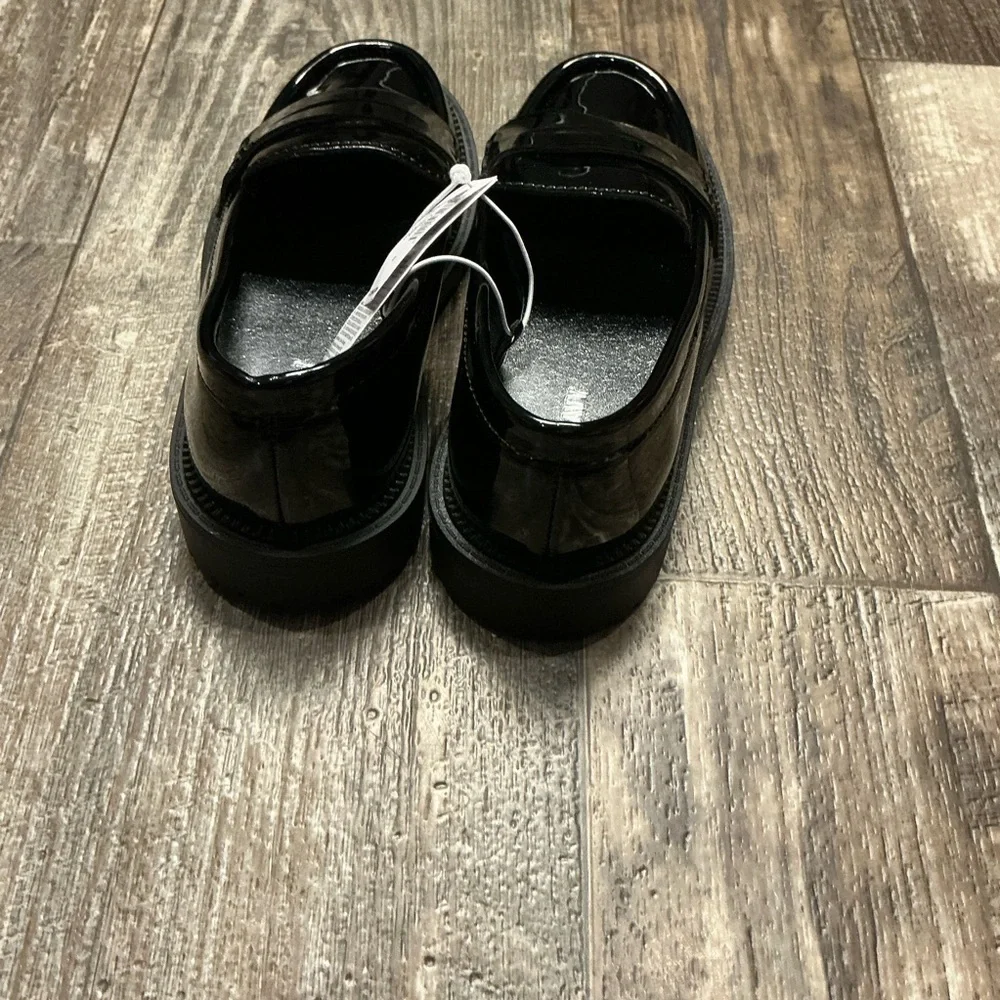 Kid’s Black Patent Lug Sole Penny Loafers Size 12